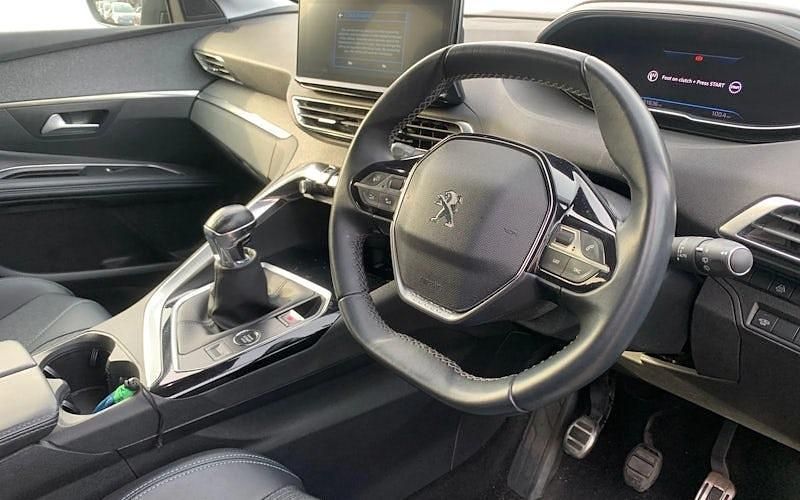 Used Peugeot 3008 Allure+ 131 HP (96 kW) 2022 Blue SUV