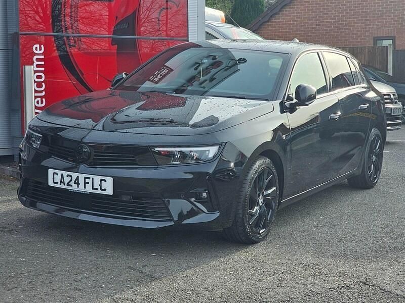 Used Vauxhall Astra S 130 HP (95 kW) 2024 Black Hatchback