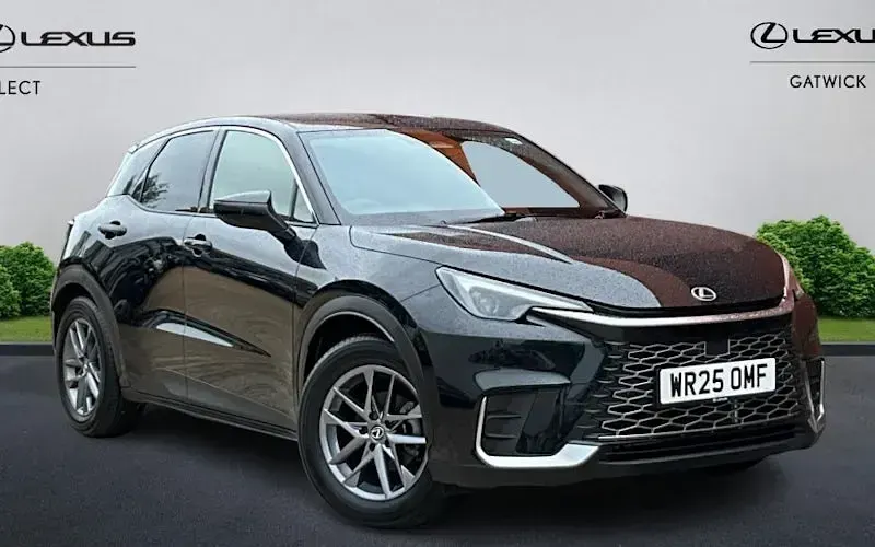 Used Lexus LBX 136 HP (100 kW) 2025 SUV
