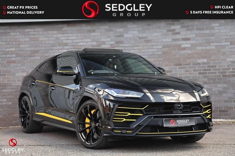 Black Used 2020 Lamborghini Urus SUV | £136,995 (Fair price) - Image 1/4