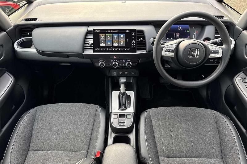 Used Honda Jazz Hybrid 109 HP (80 kW) 2023 Midnight blue beam Hatchback