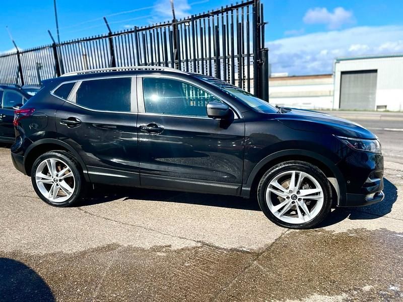 Used Nissan Qashqai N-Motion 2019 Black SUV