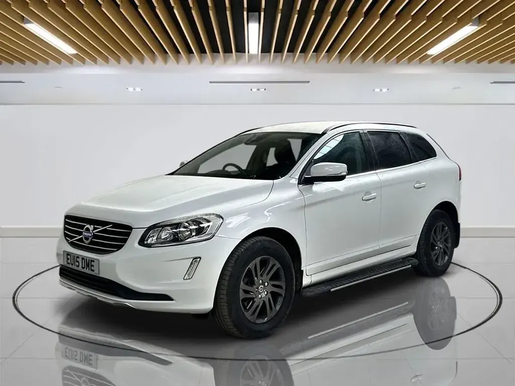 Used Volvo XC60 SE 181 HP (133 kW) 2015 White SUV
