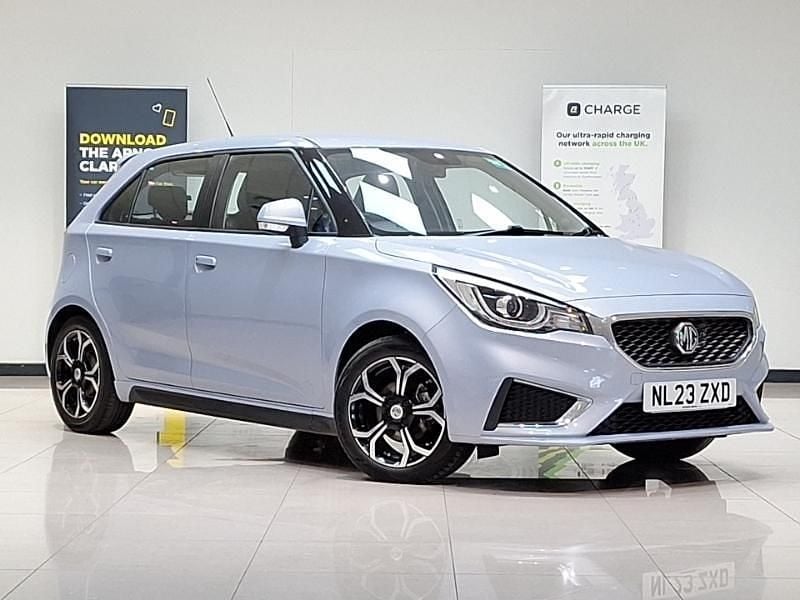 Used MG MG3 Exclusive 106 HP (77 kW) 2023 Silver Hatchback