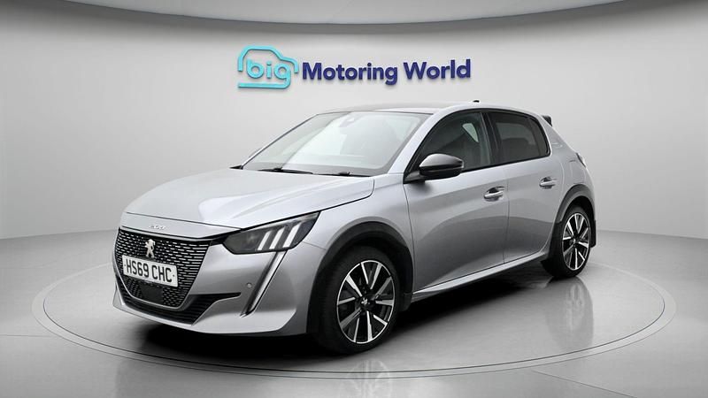 Used Peugeot 208 GT-line 129 HP (94 kW) 2020 Grey Hatchback