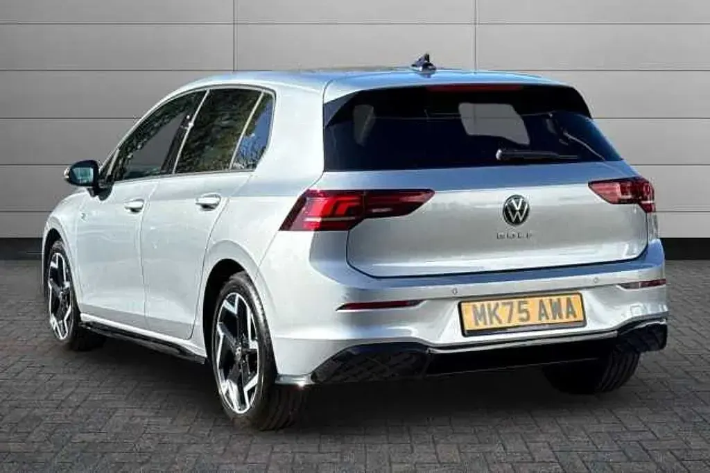 Used VW Golf VIII 150 HP (110 kW) 2025