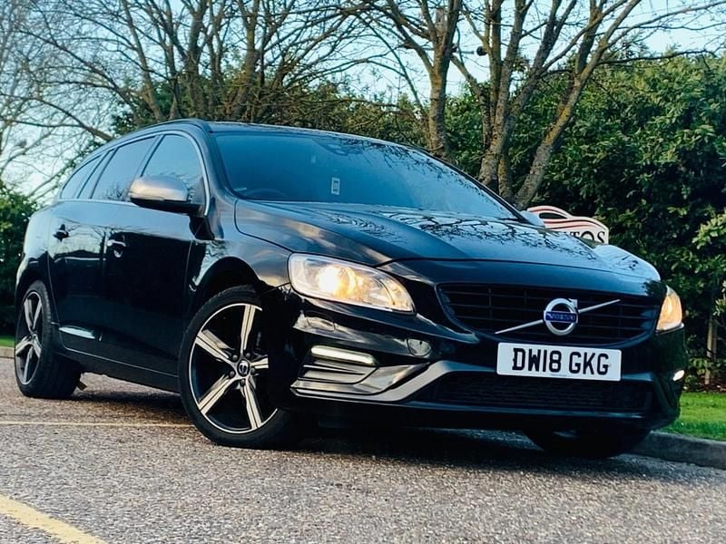 Used Volvo V60 R-Design 190 HP (139 kW) 2018 Black Estate