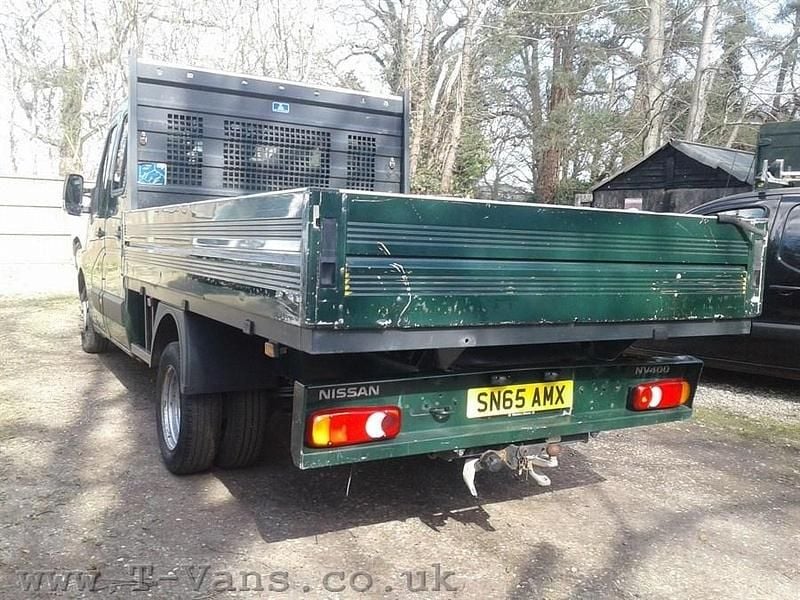 Used Nissan NV400 SE 135 HP (99 kW) 2016 Green Van