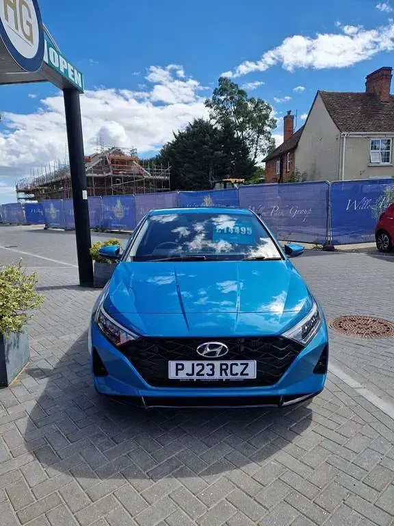 Used Hyundai i20 Premium 2023 Blue Hatchback