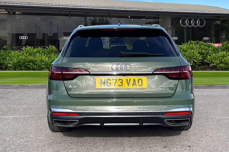 Used Audi A4 S-Line 204 HP (150 kW) 2024 Green Estate