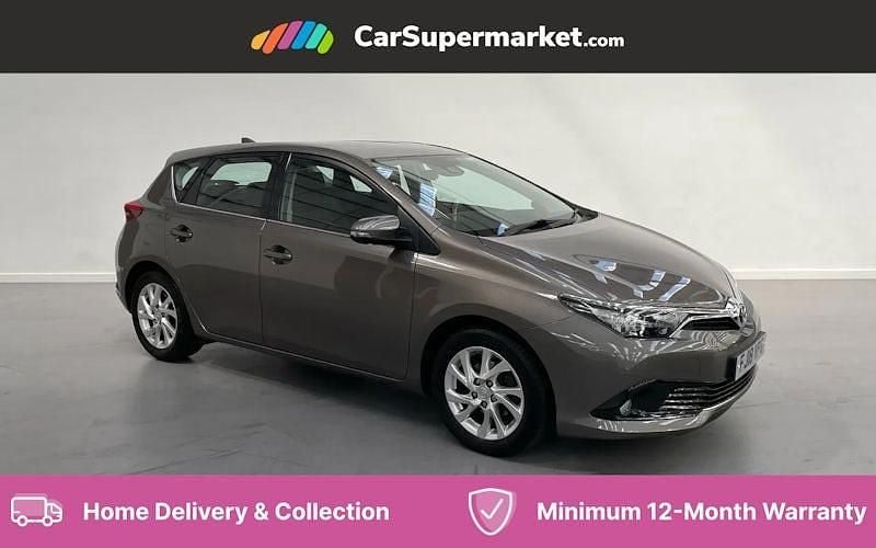 Bronze Used 2018 Toyota Auris Hatchback | £11,697 (Fair price) - Image 1/4
