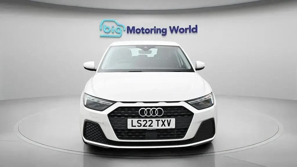 Usado Audi A1 Sportback 95 HP (69 kW) 2022 Branco Citadino