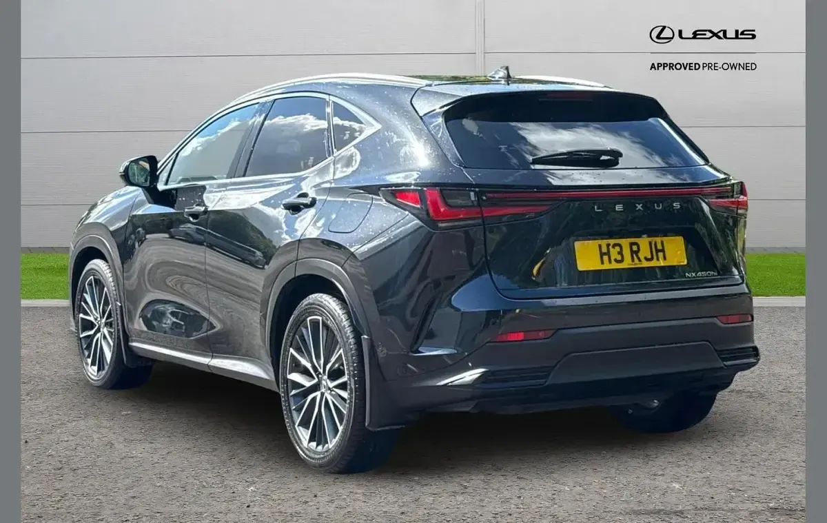 Used Lexus NX450h+ 301 HP (221 kW) 2023 Black SUV