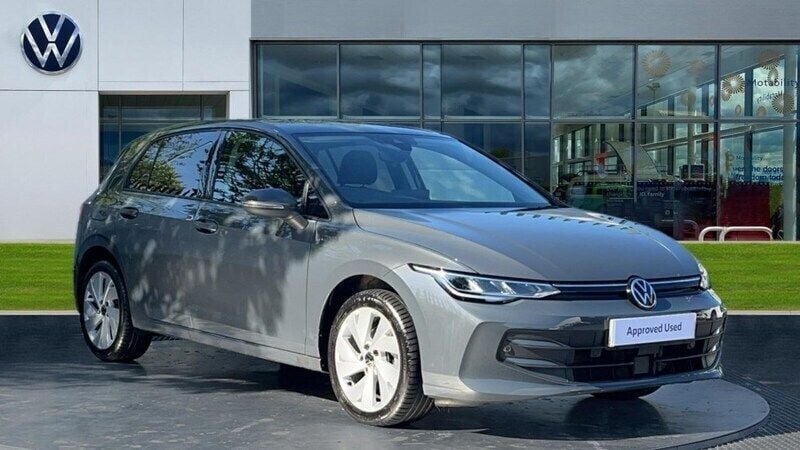Dolphin grey metallic Used 2024 VW Golf VIII Match Hatchback | £20,990 (Fair price) - Image 1/4