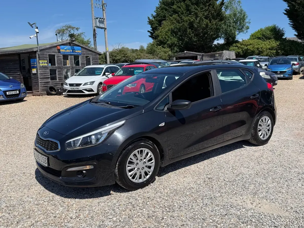 Used Kia Ceed 136 HP (100 kW) 2016 Black Hatchback
