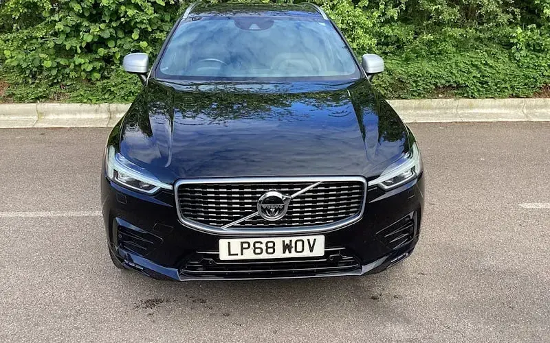 Używany Volvo XC60 R-Design Pro 190 KM (139 kW) 2018 Czarny SUV