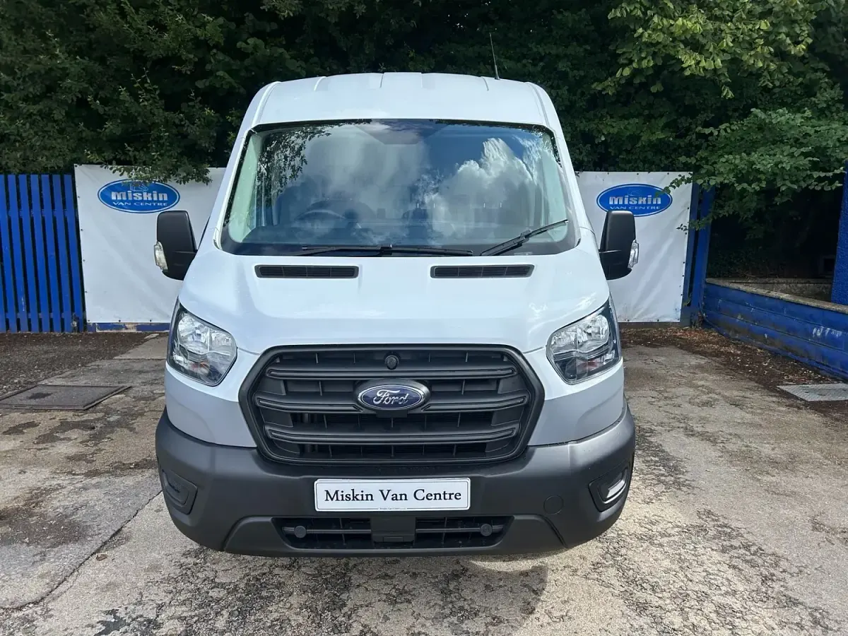 Used Ford Transit 130 HP (95 kW) 2022 White Van