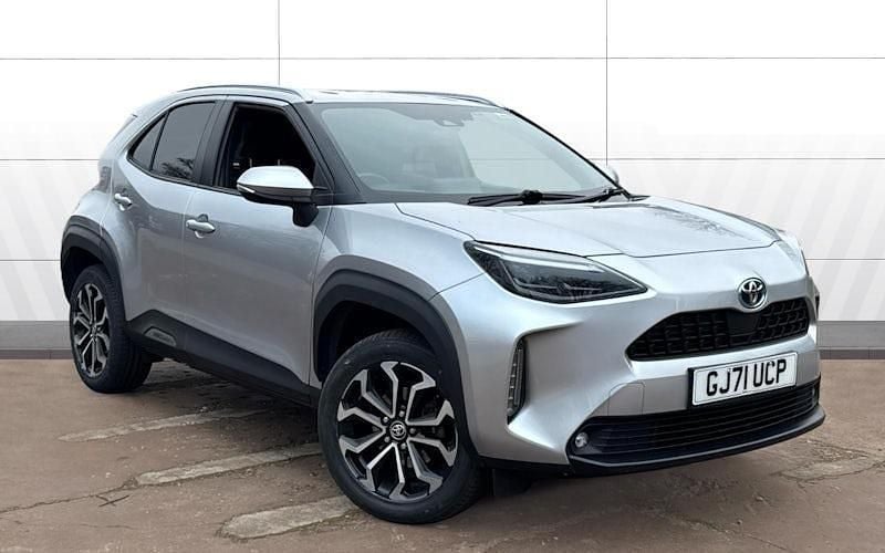 Used Toyota Yaris Hybrid Design 116 HP (85 kW) 2026 Estate