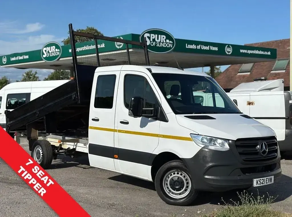 Usado Mercedes Sprinter 143 HP (105 kW) 2021 Branco Van