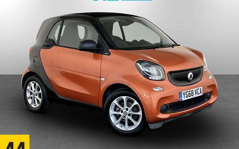 Black Used 2018 Smart ForTwo Coupé Passion Coupe | £3,795 (Fair price) - Image 1/2