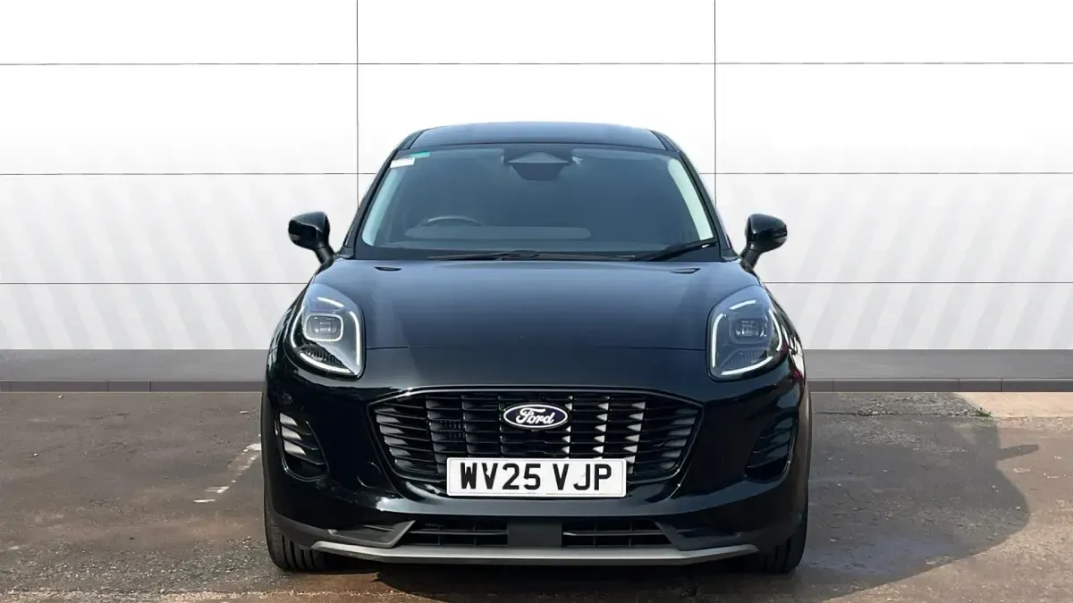 Used Ford Puma Titanium 125 HP (91 kW) 2025 Black SUV