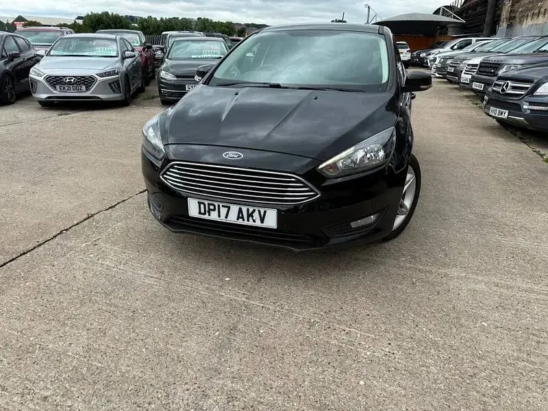 Used Ford Focus Zetec 2017 Black Hatchback