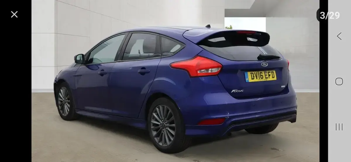 Used Ford Focus Titanium 2016 Blue Hatchback