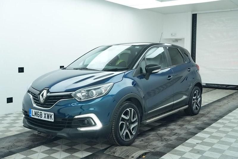 Used Renault Captur Iconic 90 HP (66 kW) 2018 Blue SUV