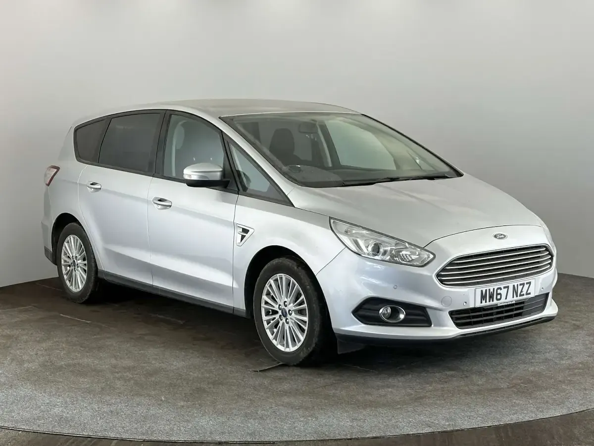 Used Ford S-MAX Zetec 150 HP (110 kW) 2017 MPV