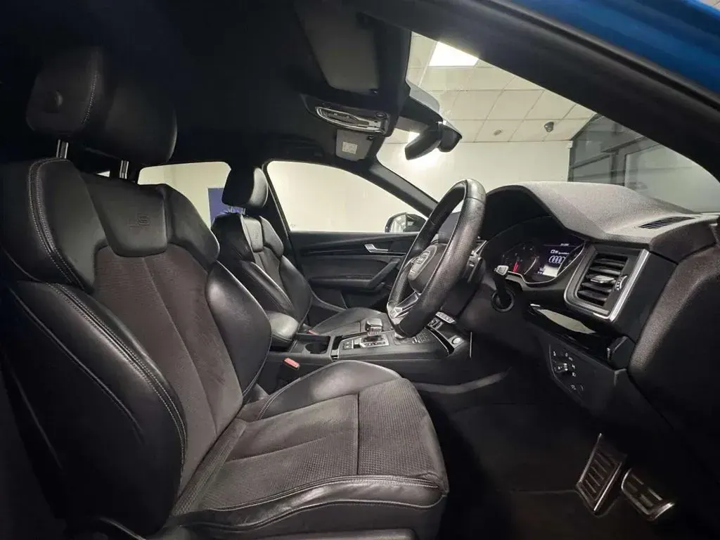 Used Audi Q5 Black Edition 190 HP (139 kW) 2019 Blue SUV
