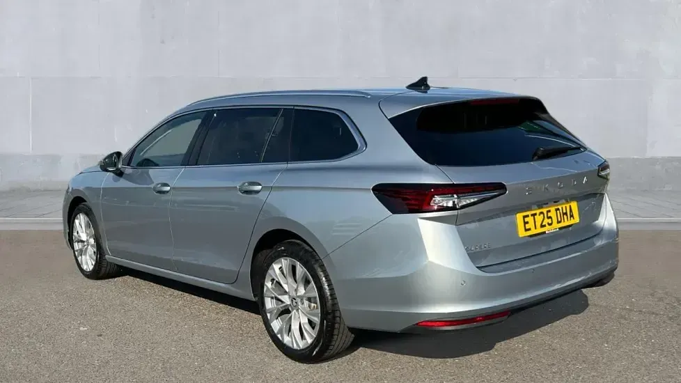 Used Skoda Superb SE L 150 HP (110 kW) 2025 Pebble silver metallic