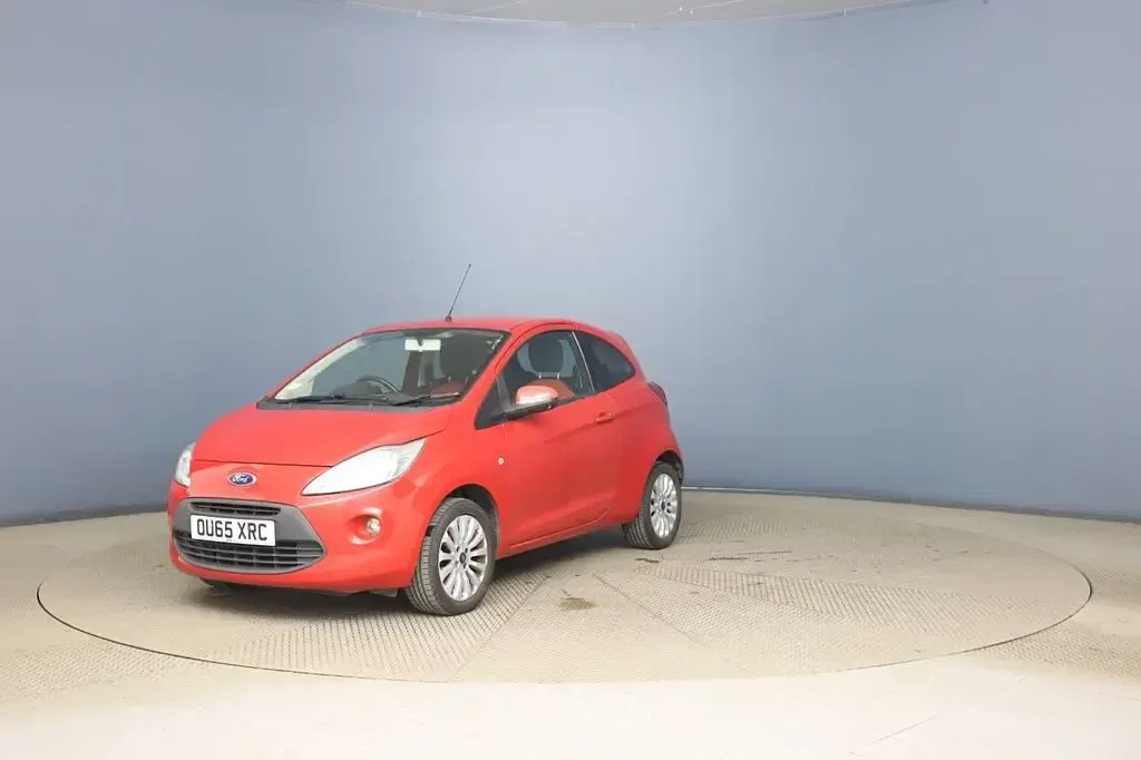 Used Ford Ka Zetec 69 HP (50 kW) 2015 Red Hatchback