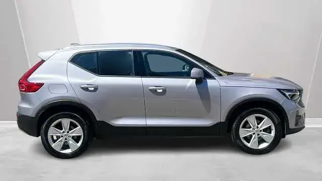 Used Volvo XC40 Core 161 HP (118 kW) 2026 SUV