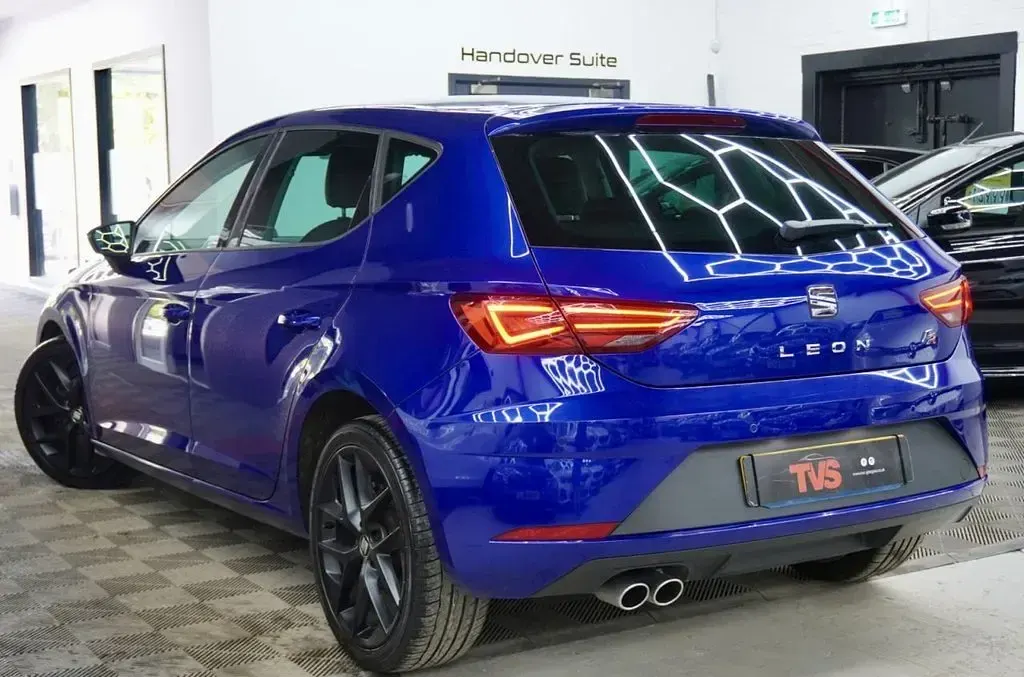 Used Seat Leon FR 125 HP (91 kW) 2018 Blue Hatchback
