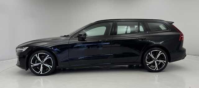 Used Volvo V60 Plus 194 HP (142 kW) 2025 Estate