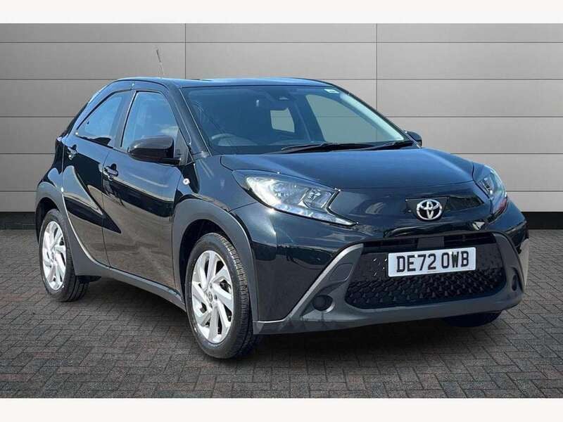 Eclipse black Used 2022 Toyota Aygo PURE Hatchback | £12,200 (Fair price) - Image 1/4