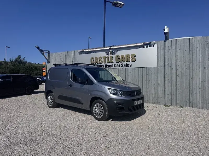 Used Peugeot Partner 131 HP (96 kW) 2021 Grey MPV