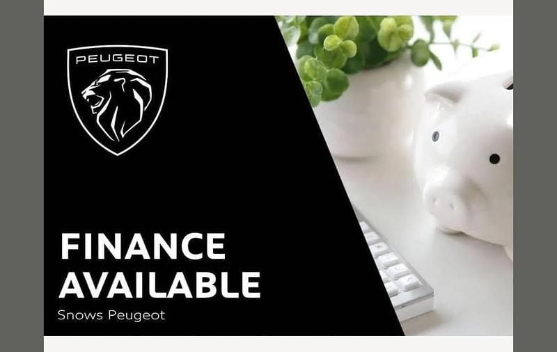 Used Peugeot e-2008 GT 100 kW (136 HP) 2023 White SUV