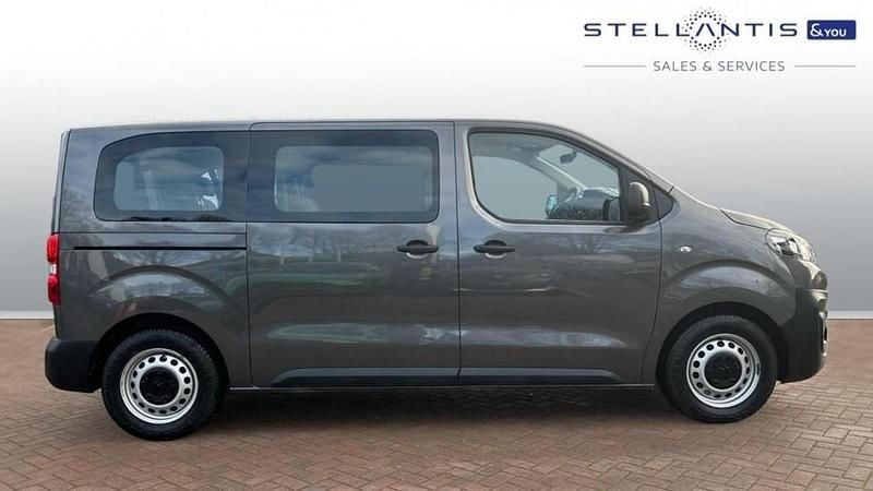 Grey Used 2023 Citroën Spacetourer Business Class Van | £17,995 - Image 1/4