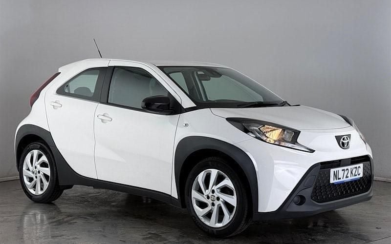 Używany Toyota Aygo X PURE 72 KM (52 kW) 2025 SUV