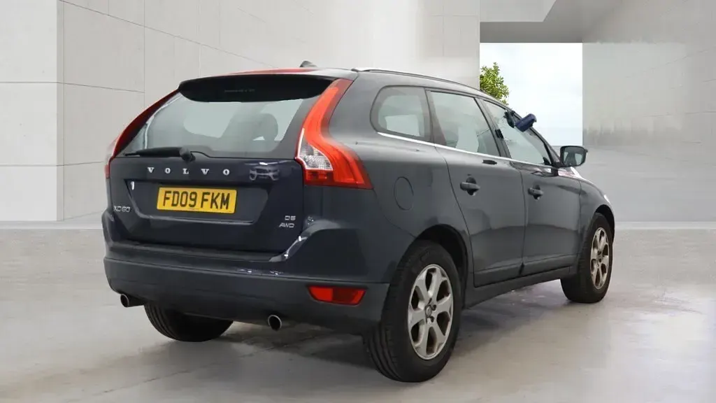Used Volvo XC60 SE Lux 2009 Grey SUV