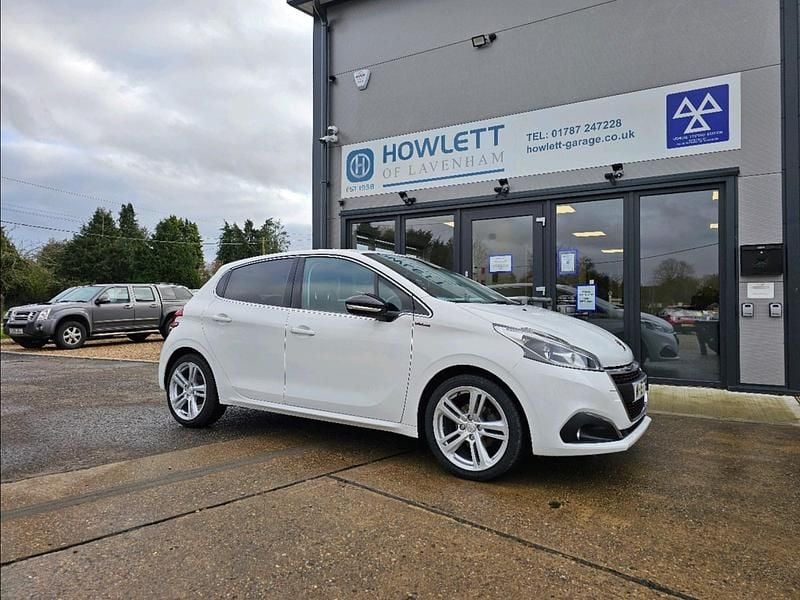 White Used 2015 Peugeot 208 GT-line Hatchback | £6,995 (Fair price) - Image 1/4
