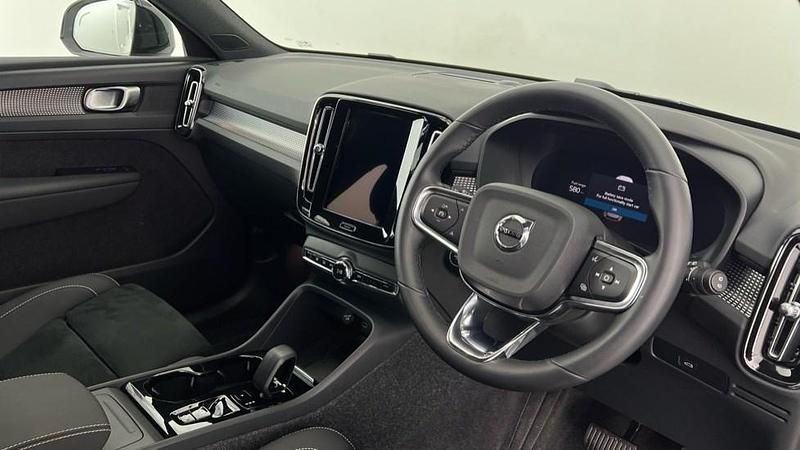 Used Volvo XC40 Plus 2025 White SUV