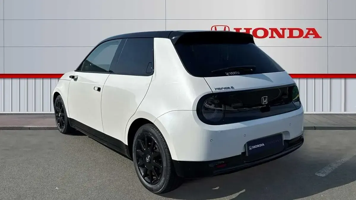 Używany Honda e 113 kW (154 KM) 2021 Biały Hatchback