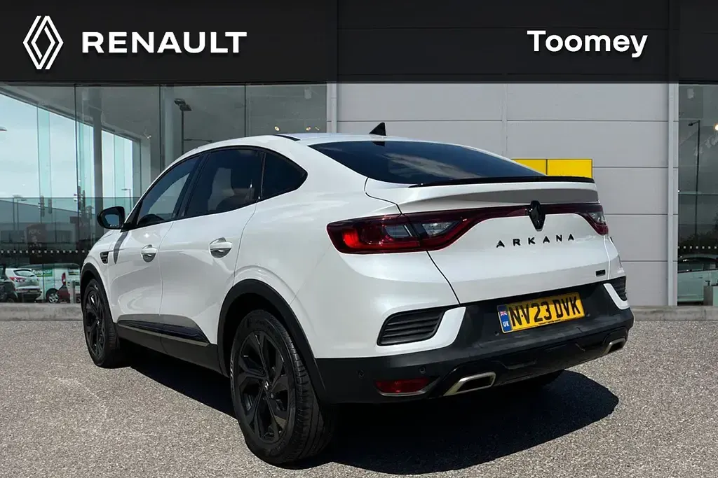 Used Renault Arkana Engineered 140 HP (102 kW) 2023 White SUV