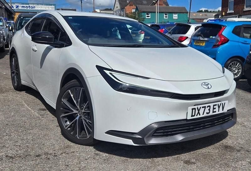 White Used 2023 Toyota Prius Hatchback | £24,495 (Good price) - Image 1/4