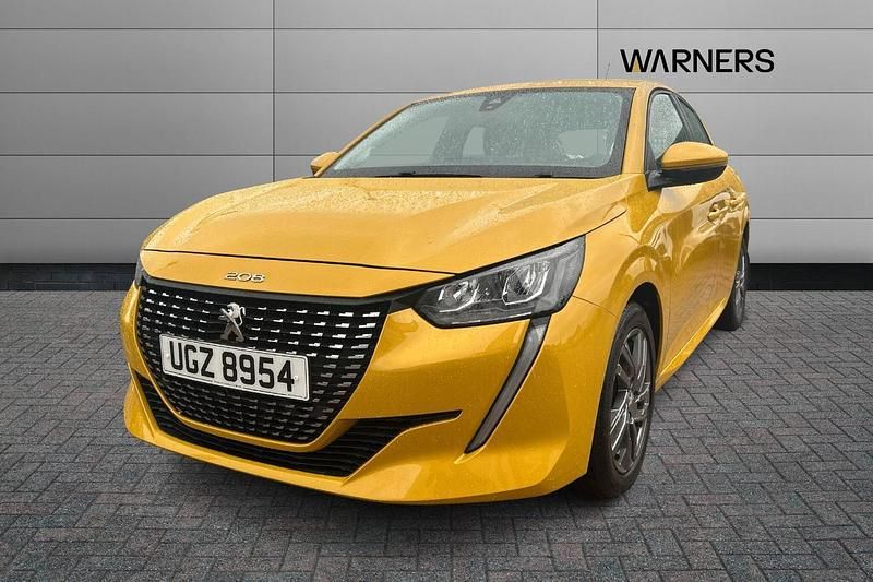 Used Peugeot 208 Active Premium 99 HP (72 kW) 2021 Yellow Hatchback