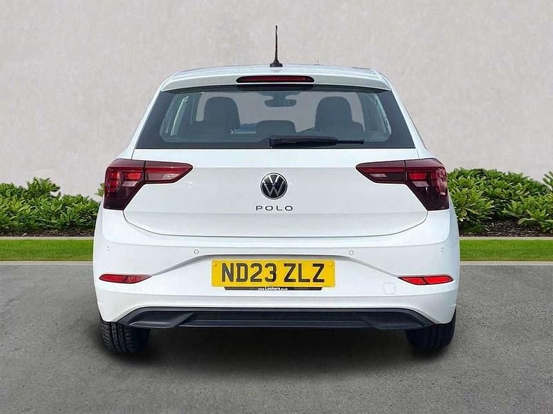 Used VW Polo Life 95 HP (69 kW) 2023 White Hatchback