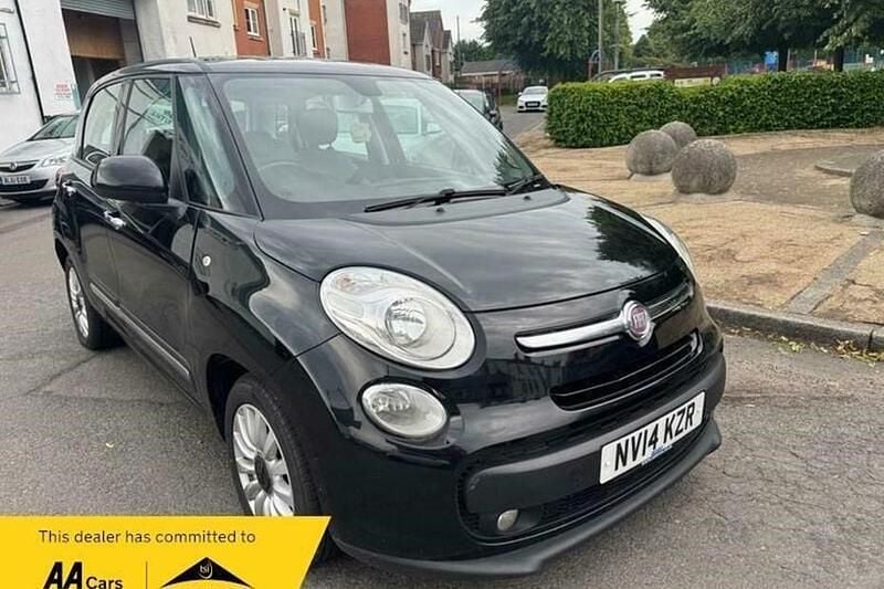 Black Used 2014 Fiat 500L Pop Star MPV | £3,695 (Good price) - Image 1/1