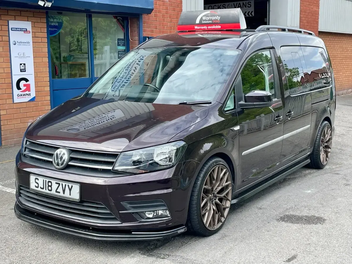 Used VW Caddy Maxi Sportline 2018 Purple MPV